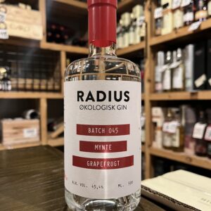radius-økologisk-gin-mynte-grapefrugt-batch-045